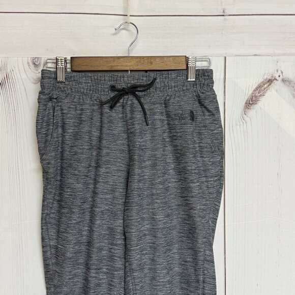 The North Face Women’s Joggers S Gray EUC 24” Inseam Pockets - Picture 2 of 12